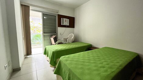 Apartment on the Pitangueiras Beach Boardwalk - Air Cond - 8 People