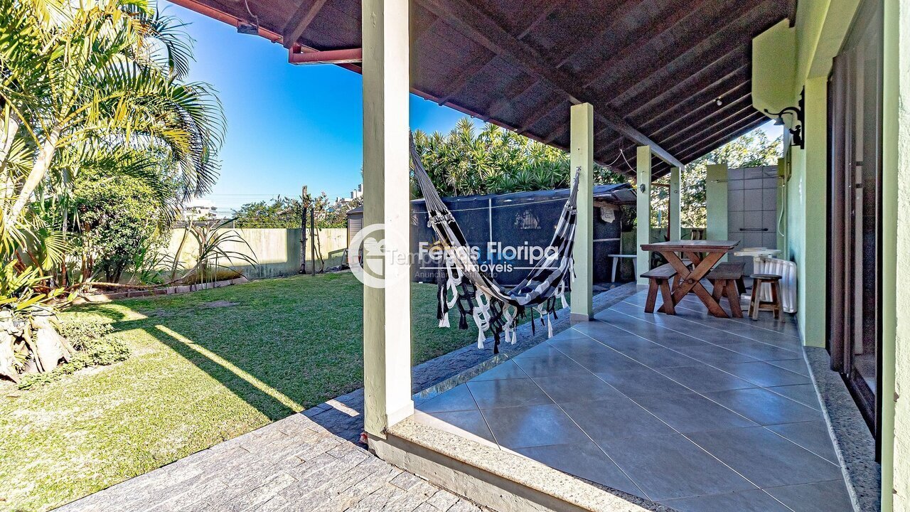House for vacation rental in Florianópolis (Acores)