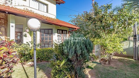 3 Bedroom House just a few steps from Praia dos Açores