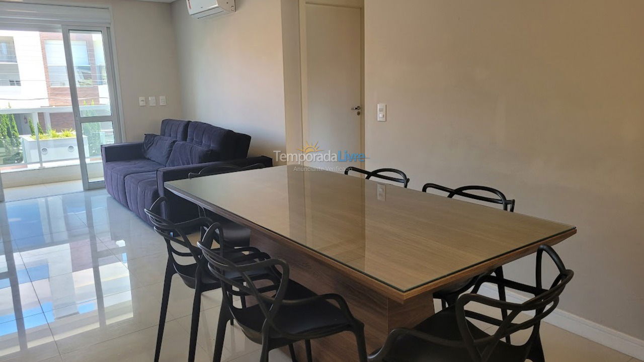 Apartamento para aluguel de temporada em Florianopolis (Canasvieiras)