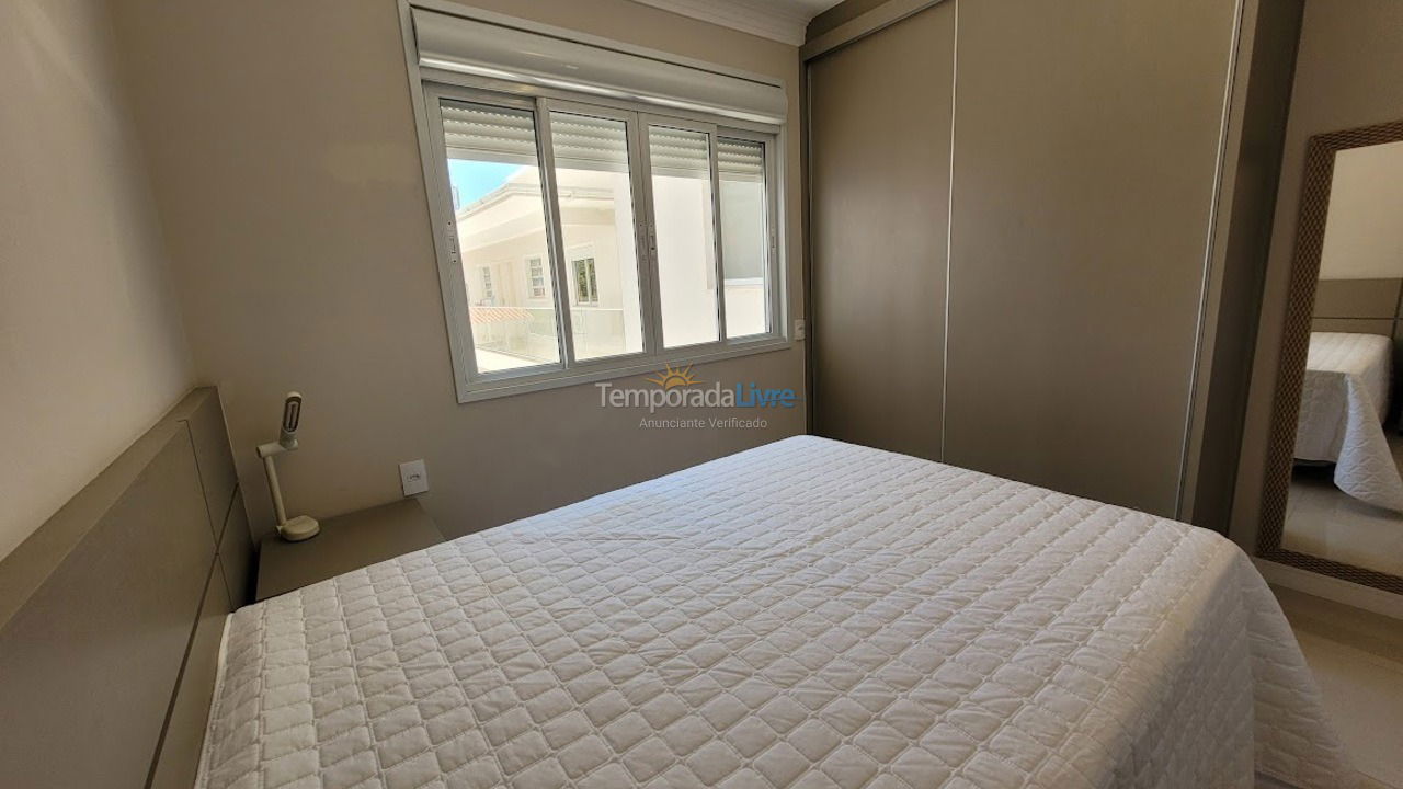 Apartamento para aluguel de temporada em Florianopolis (Canasvieiras)