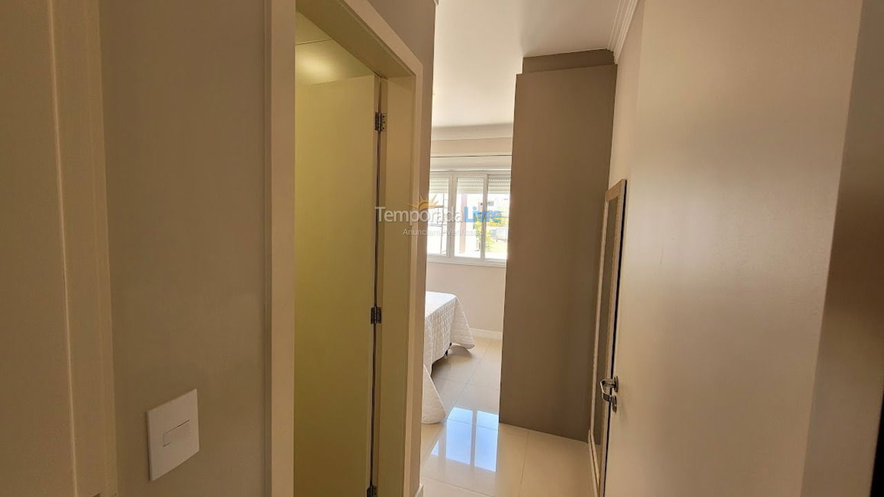 Apartamento para aluguel de temporada em Florianopolis (Canasvieiras)