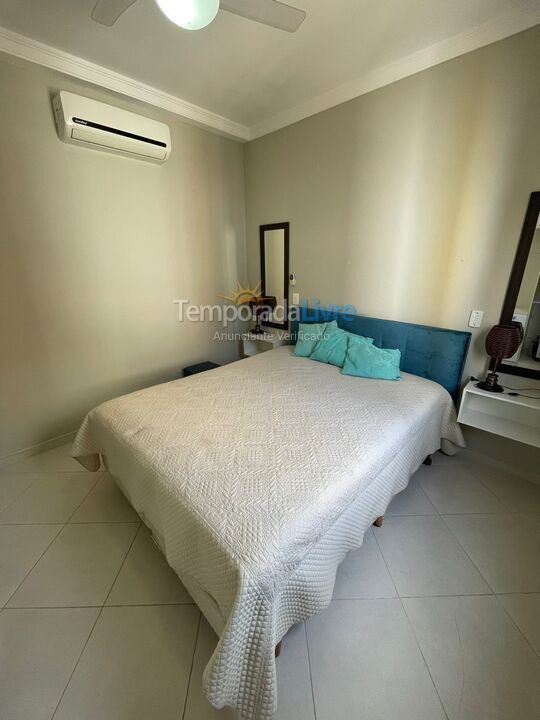 Apartamento para aluguel de temporada em Ubatuba (Praia Grande)