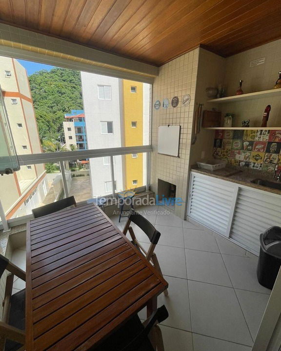 Apartamento para aluguel de temporada em Ubatuba (Praia Grande)