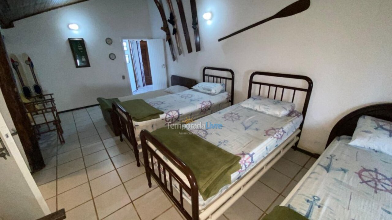 House for vacation rental in Bombinhas (Praia de Bombas)