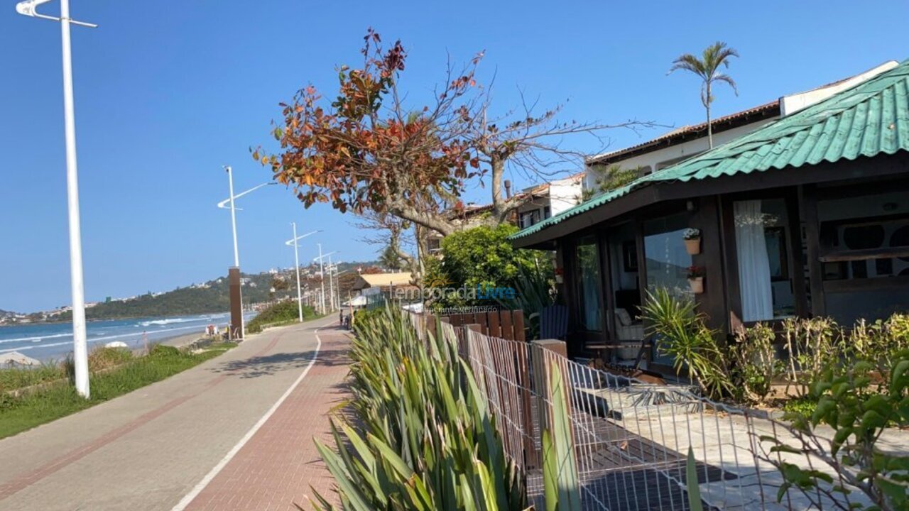 Casa para alquiler de vacaciones em Bombinhas (Praia de Bombas)