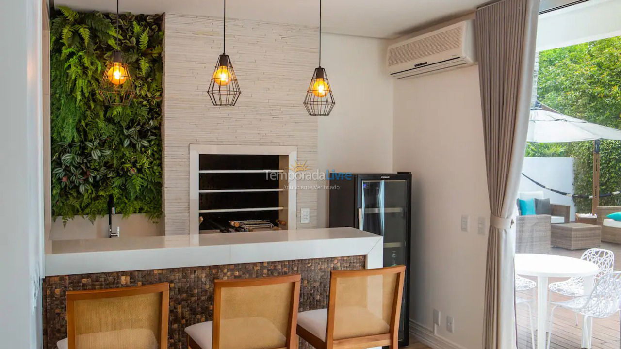 House for vacation rental in Florianopolis (Jurerê Internacional)