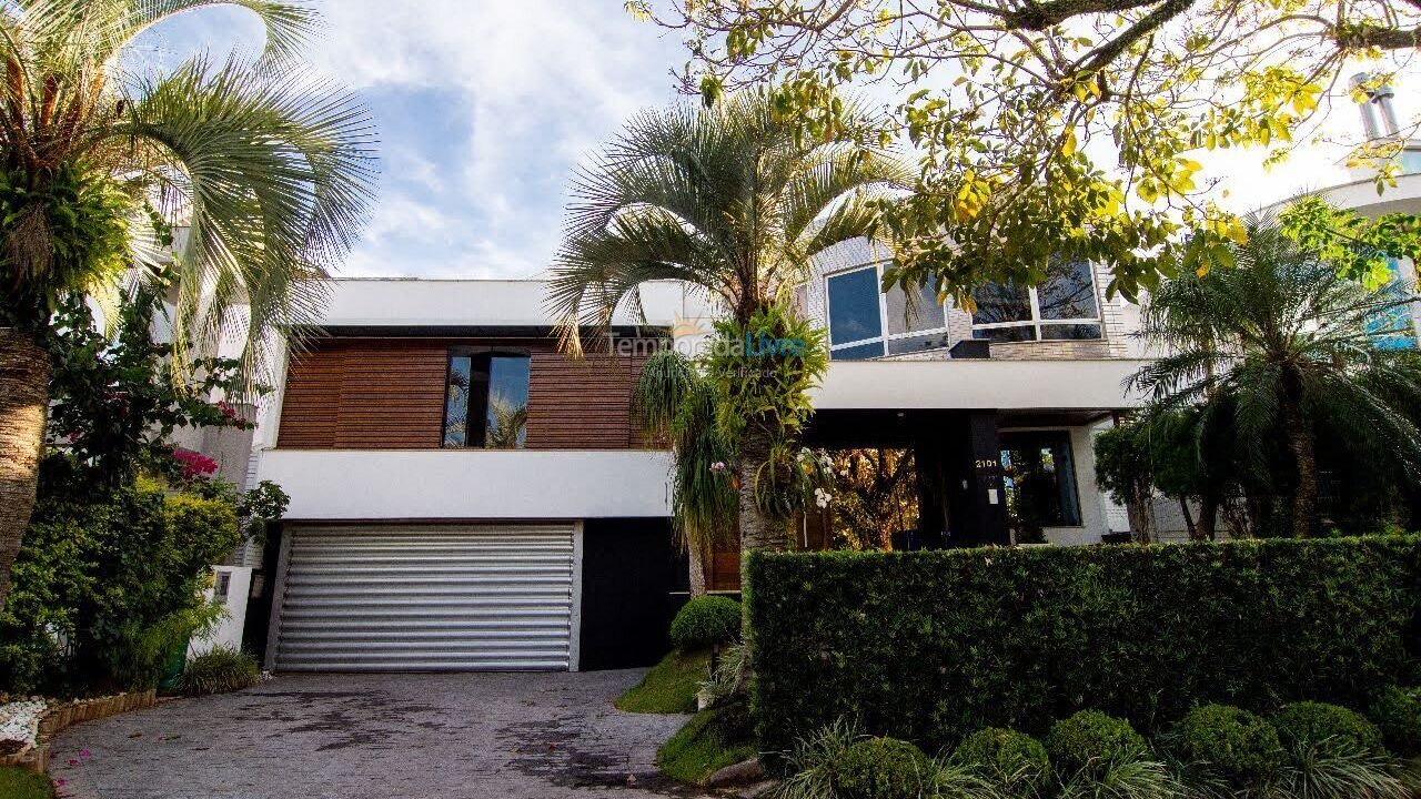 Casa para aluguel de temporada em Florianopolis (Jurerê Internacional)