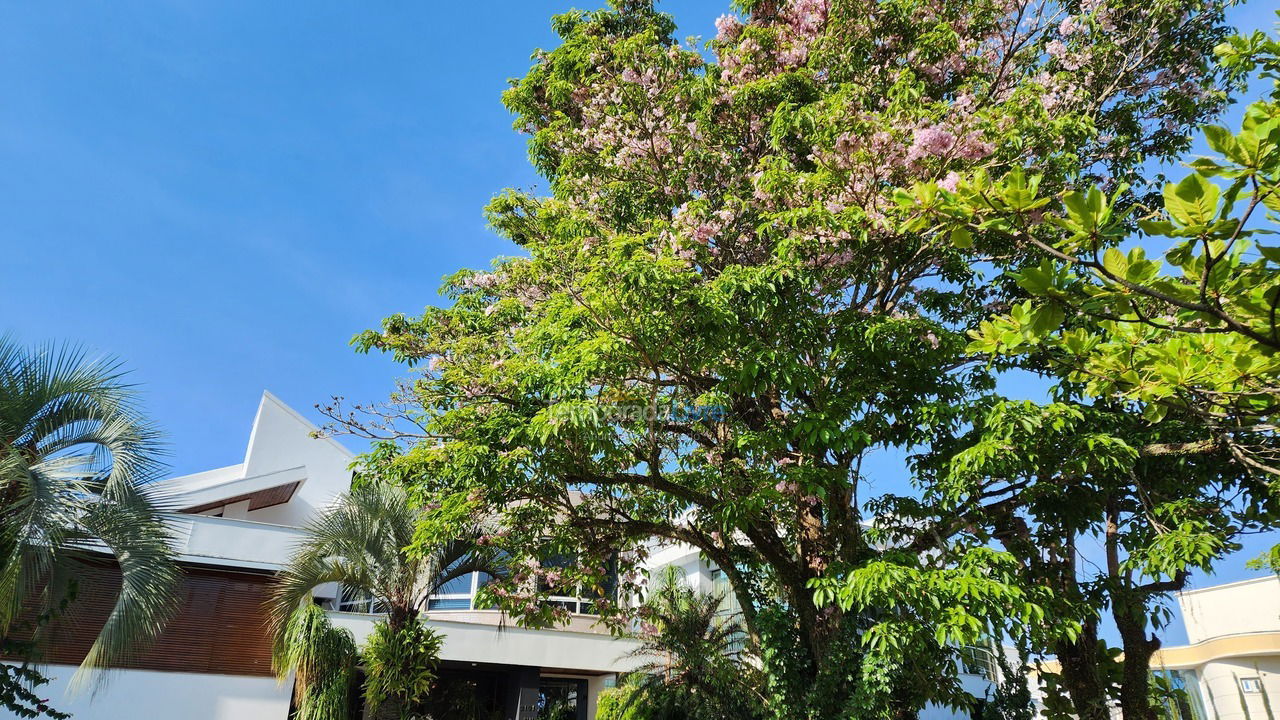 Casa para alquiler de vacaciones em Florianopolis (Jurerê Internacional)