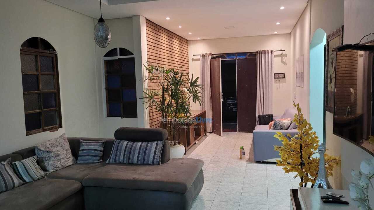 Casa para alquiler de vacaciones em Bertioga (Indaiá)