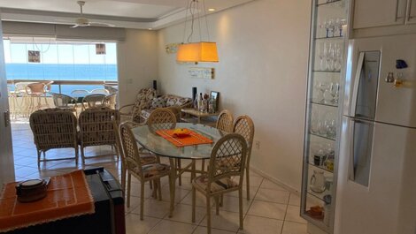 LARGE APARTMENT WITH PANORAMIC VIEW OF MA BOMBAS