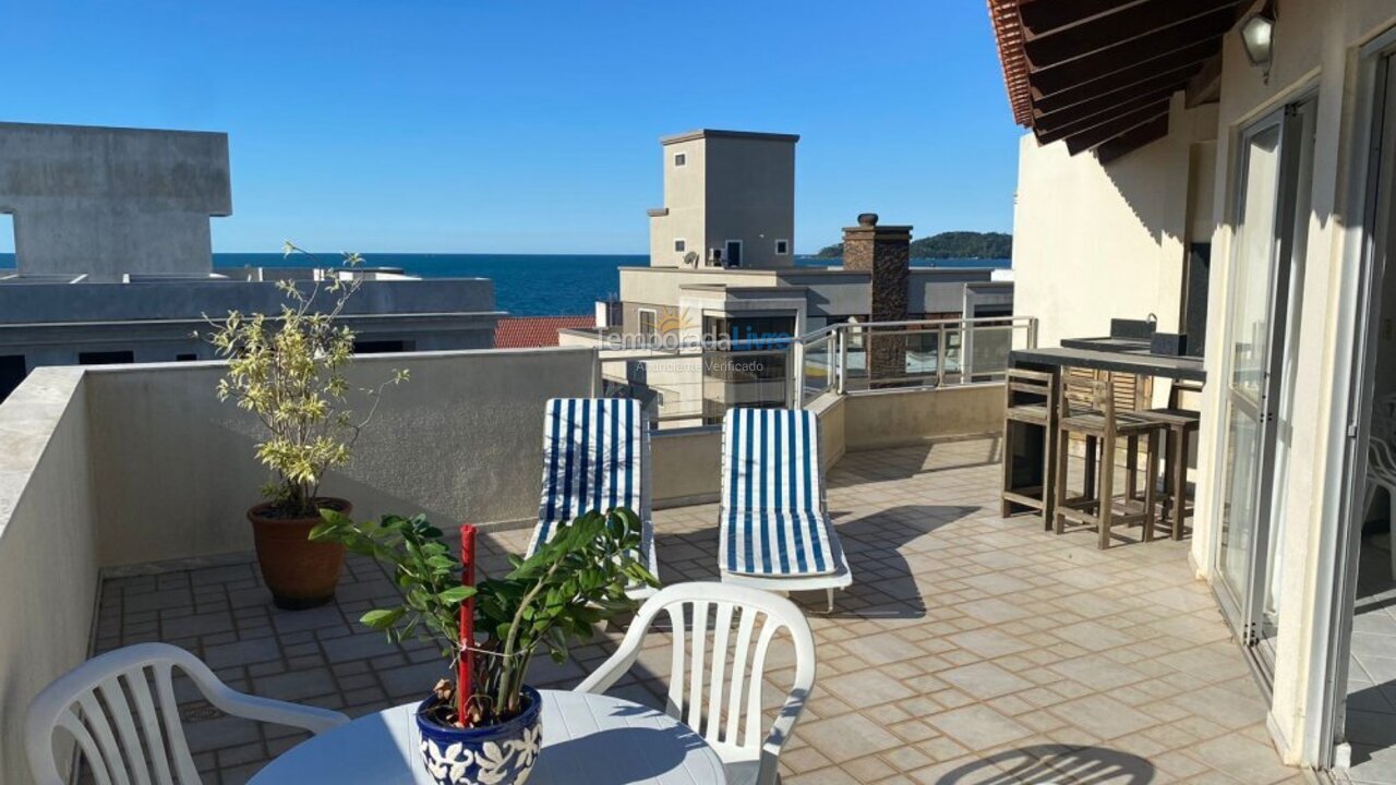 Casa para alquiler de vacaciones em Bombinhas (Praia de Bombas)