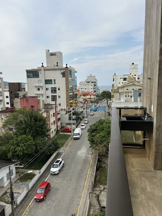 Apartamento para aluguel de temporada em Bombinhas (Praia de Bombas)