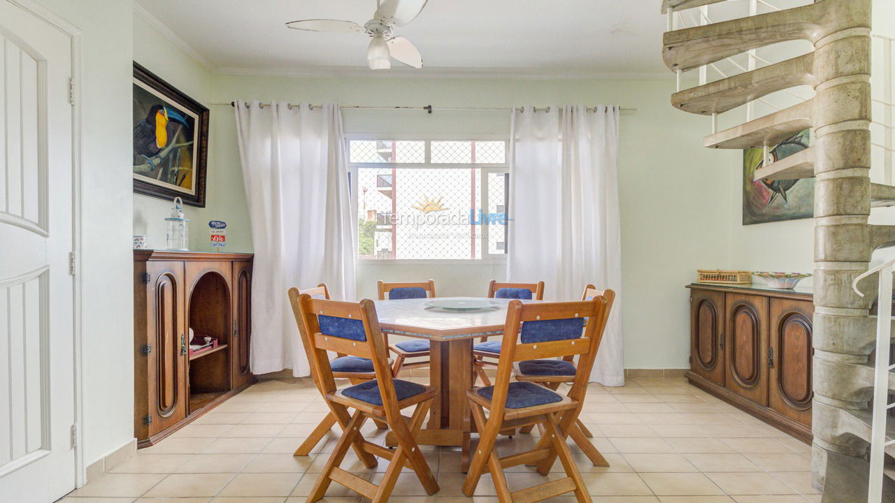 Casa para aluguel de temporada em Guarujá (Enseada)