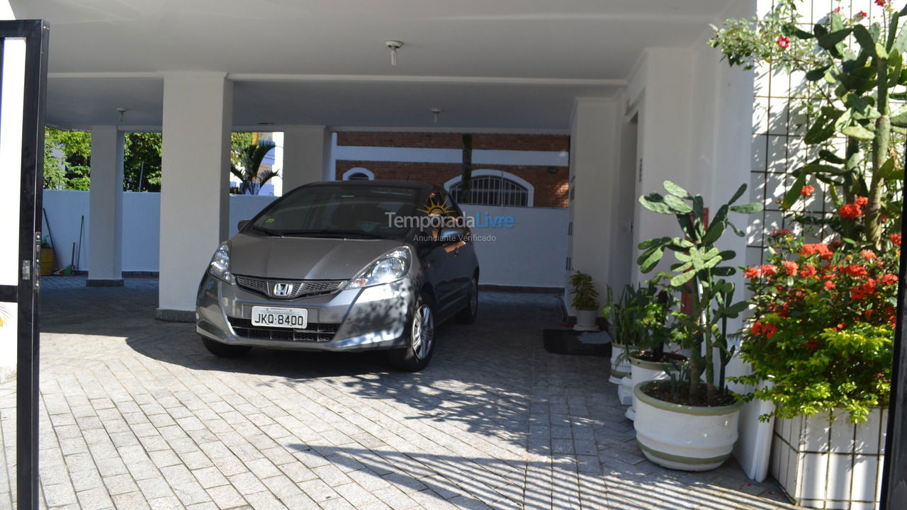 Casa para aluguel de temporada em Guarujá (Enseada)