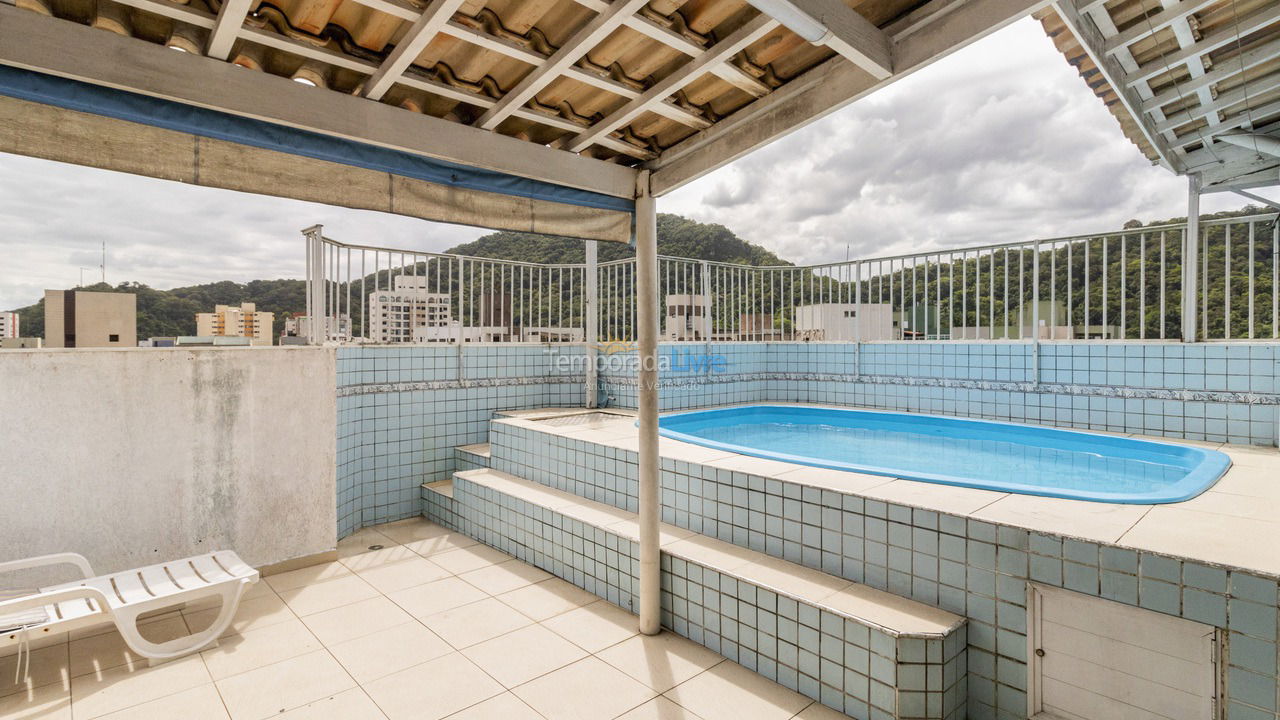 Casa para aluguel de temporada em Guarujá (Enseada)