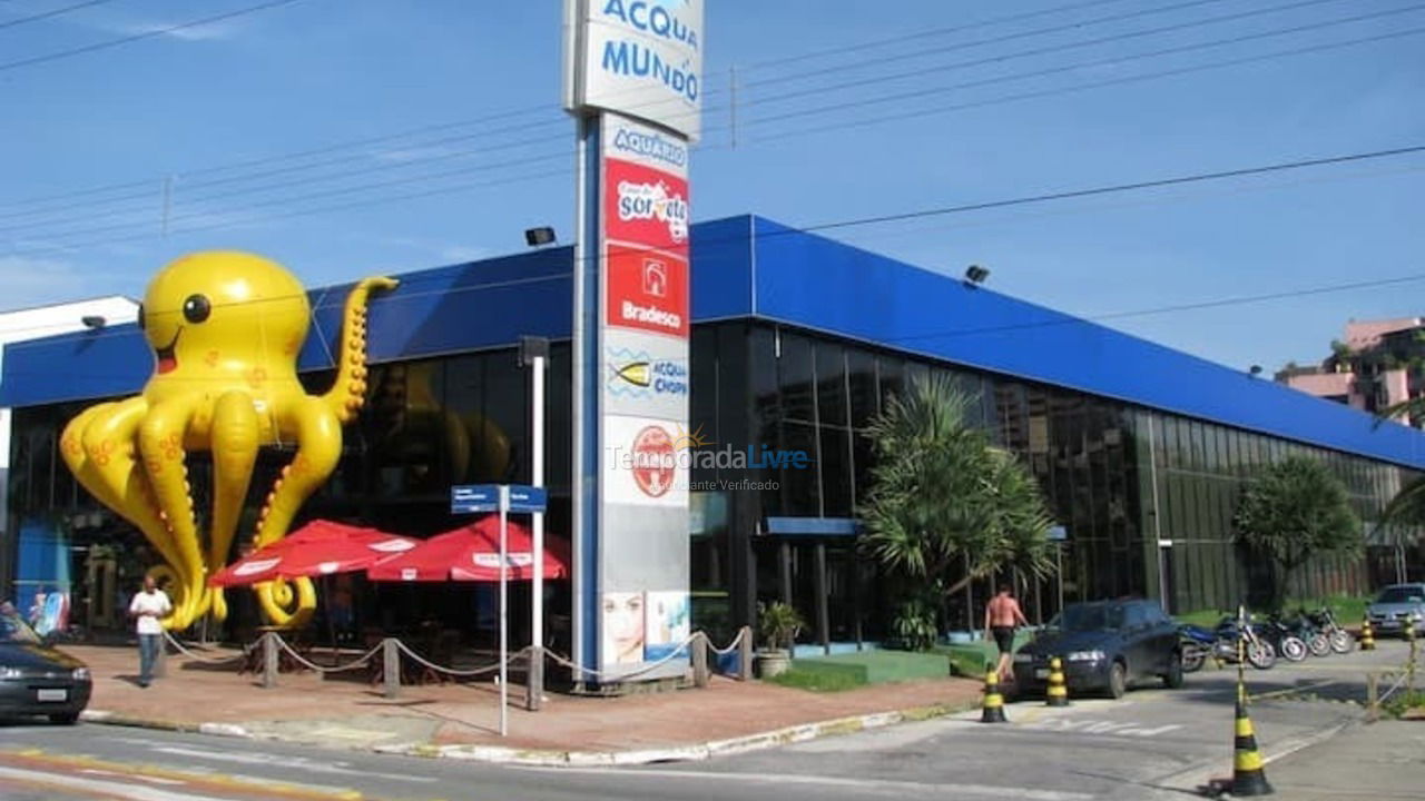 Casa para aluguel de temporada em Guarujá (Enseada)