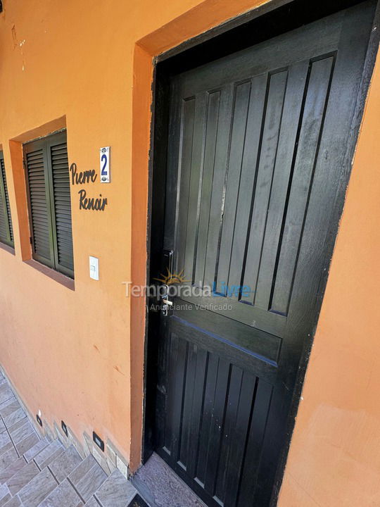 Casa para aluguel de temporada em Campos do Jordão (Fracalanza)
