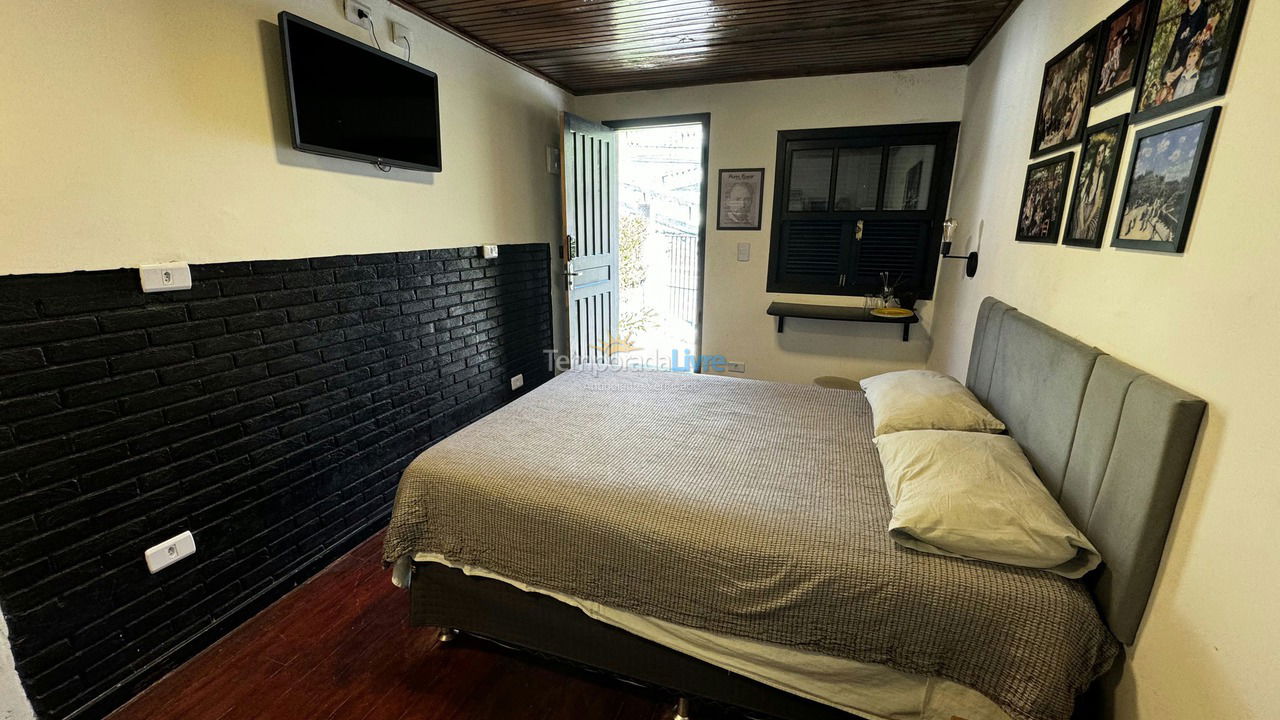 Casa para aluguel de temporada em Campos do Jordão (Fracalanza)