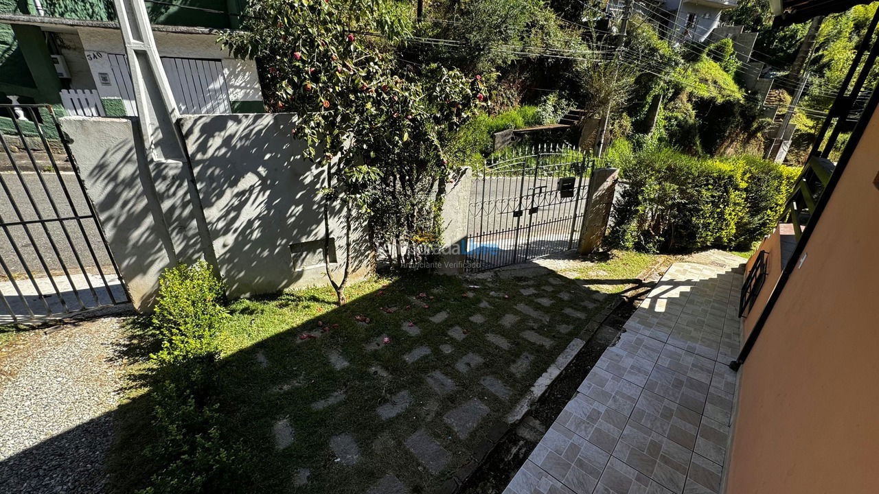 Casa para aluguel de temporada em Campos do Jordão (Fracalanza)