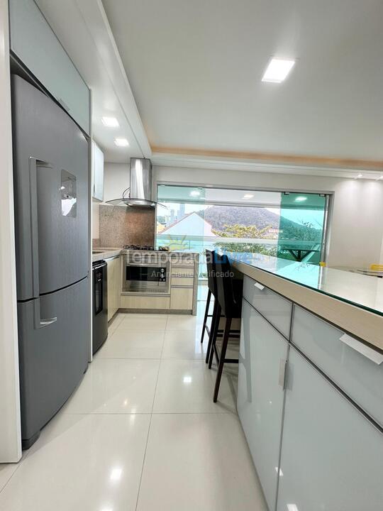 Apartamento para aluguel de temporada em Bombinhas (Praia de Quatro Ilhas)