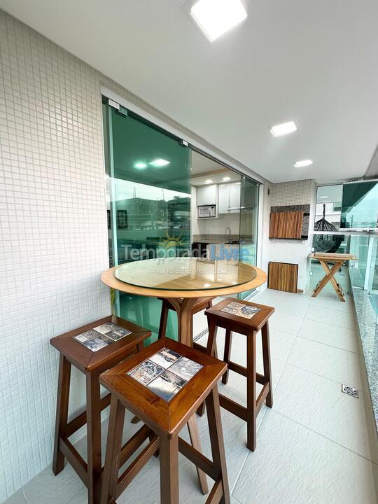 Apartamento para aluguel de temporada em Bombinhas (Praia de Quatro Ilhas)
