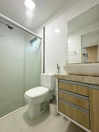 APARTAMENTO 02 DORMITÓRIOS NA PRAIA DE 4 ILHAS