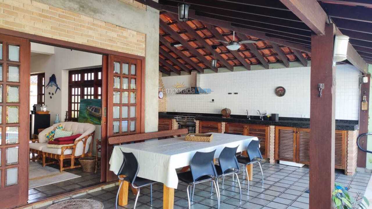 Casa para aluguel de temporada em Ubatuba (Lagoinha)