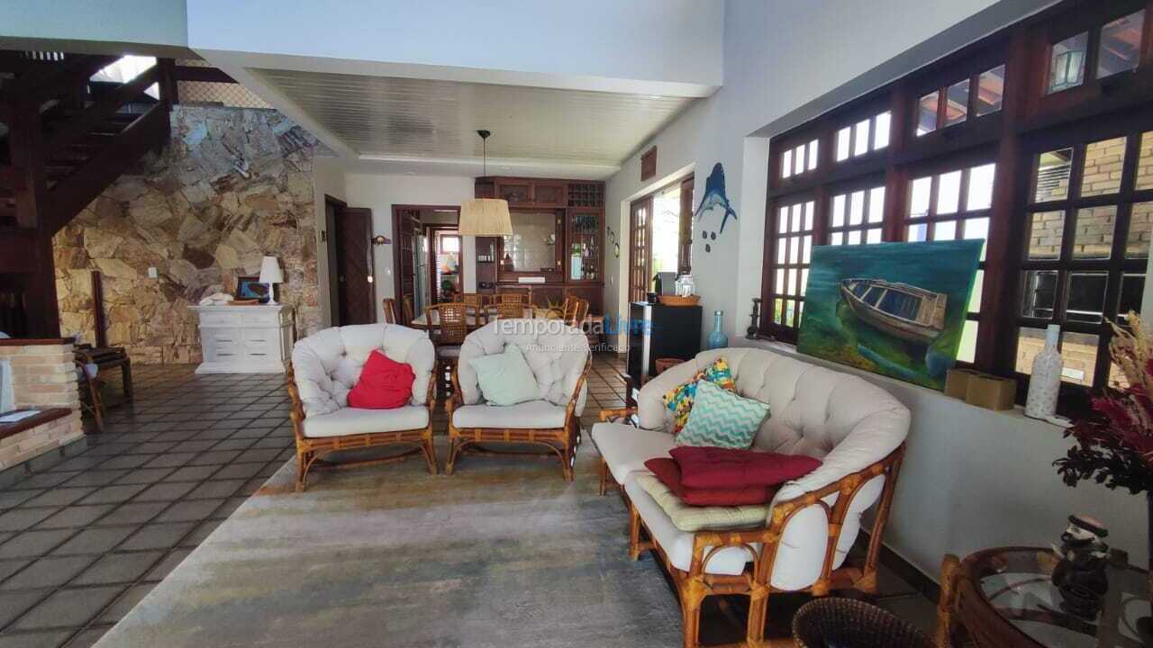 Casa para aluguel de temporada em Ubatuba (Lagoinha)