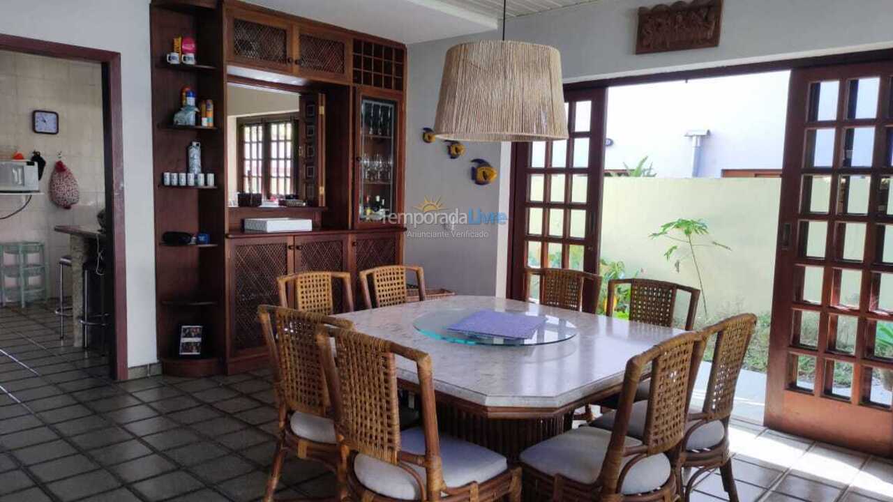 Casa para aluguel de temporada em Ubatuba (Lagoinha)