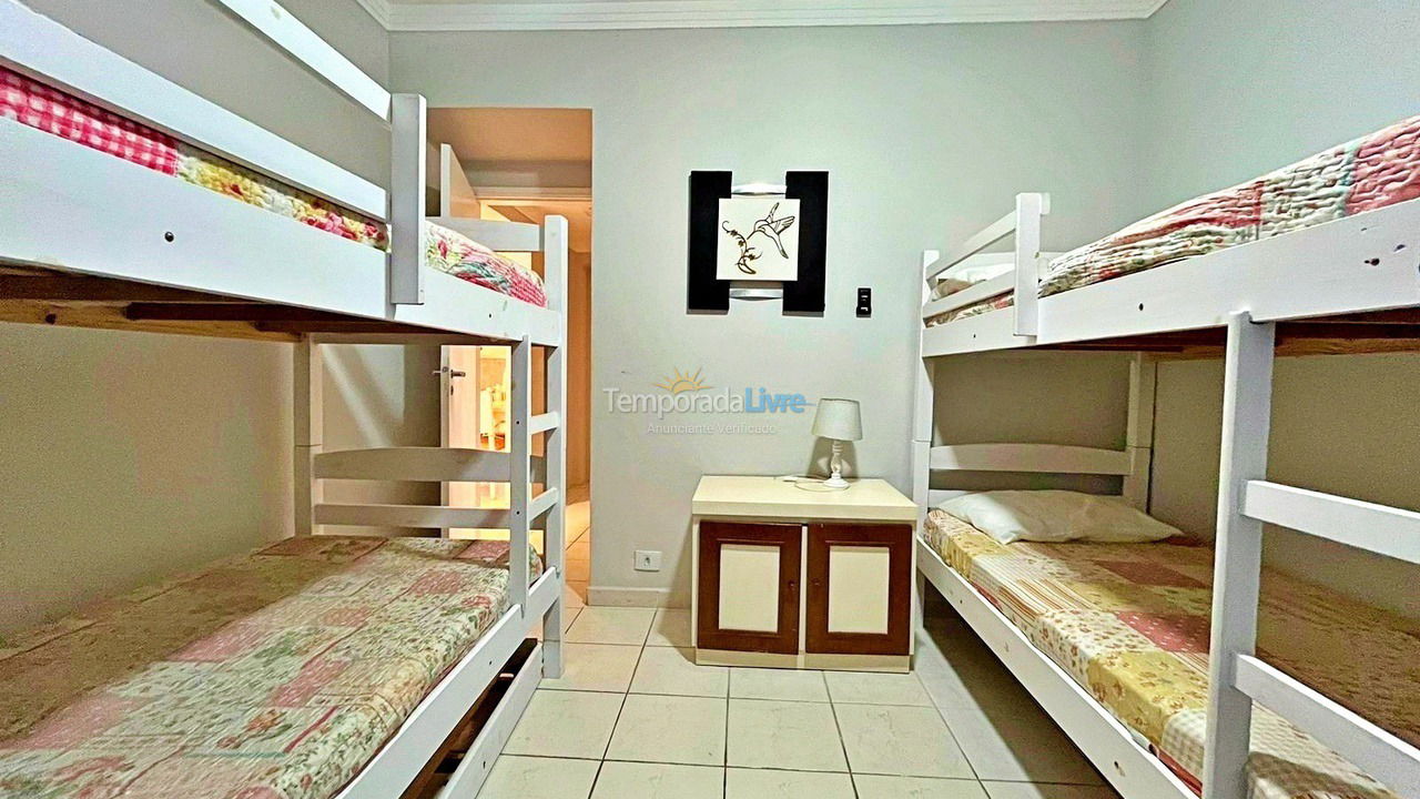 Apartment for vacation rental in Guarujá (Pitangueiras)