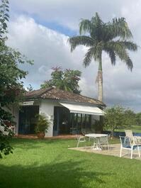 COLONIAL HOUSE IN GUARUJÁ GOLF CLUB