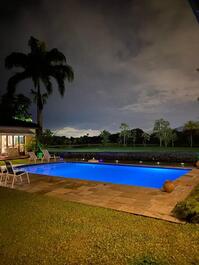 COLONIAL HOUSE IN GUARUJÁ GOLF CLUB