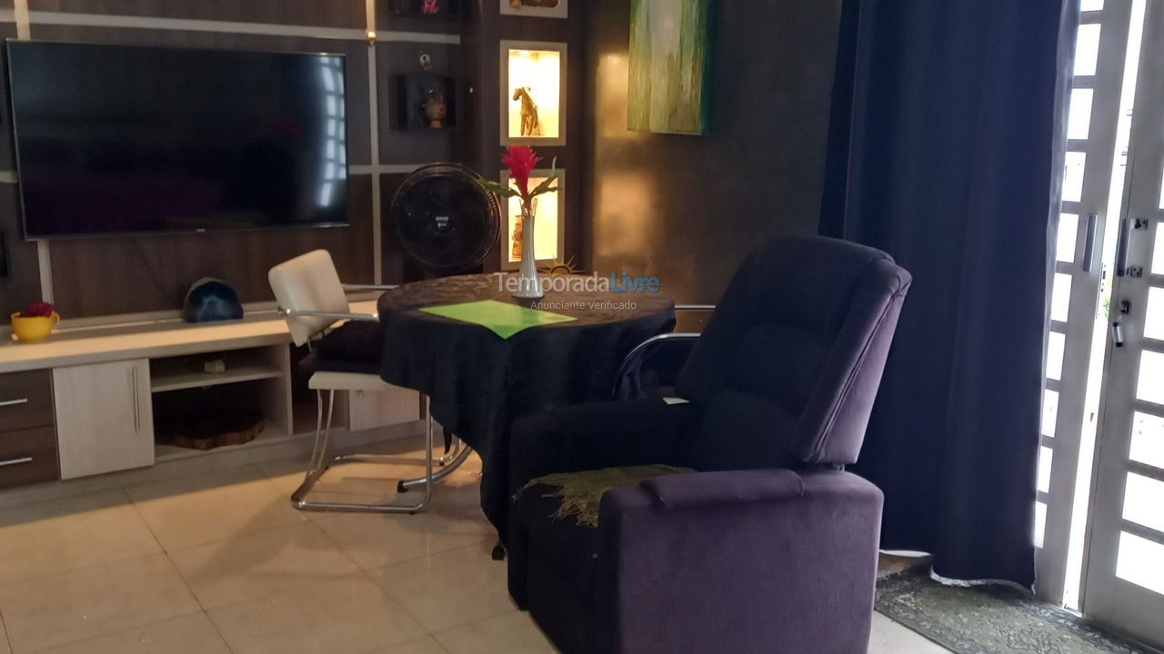Casa para aluguel de temporada em Ponta Grossa (Centro)