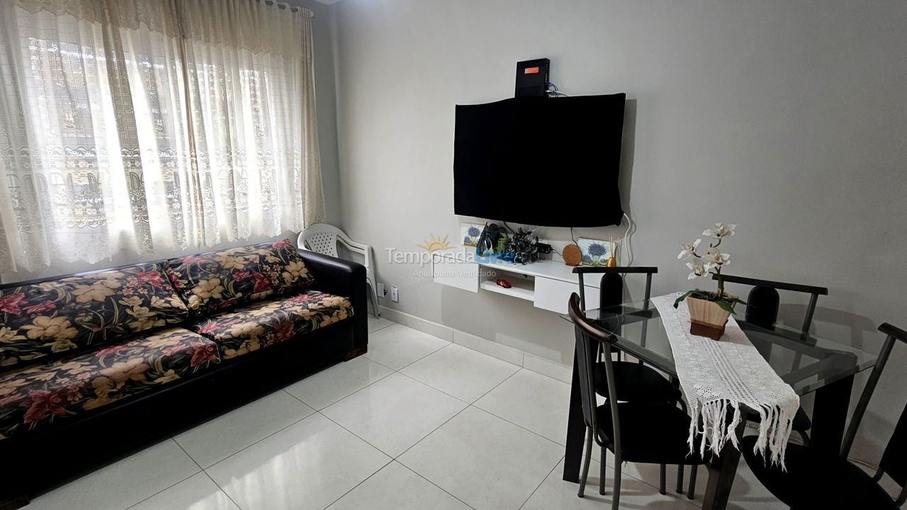 Apartamento para aluguel de temporada em Praia Grande (Praia do Caiçara)