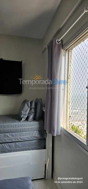 Apartamento para aluguel de temporada em Praia Grande (Praia do Caiçara)