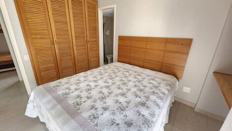 Pitangueiras lindo 3 qts sala com sac., 2 vagas, ar cond, serv praia