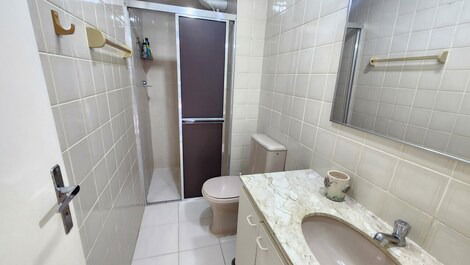 Pitangueiras lindo 3 qts sala com sac., 2 vagas, ar cond, serv praia