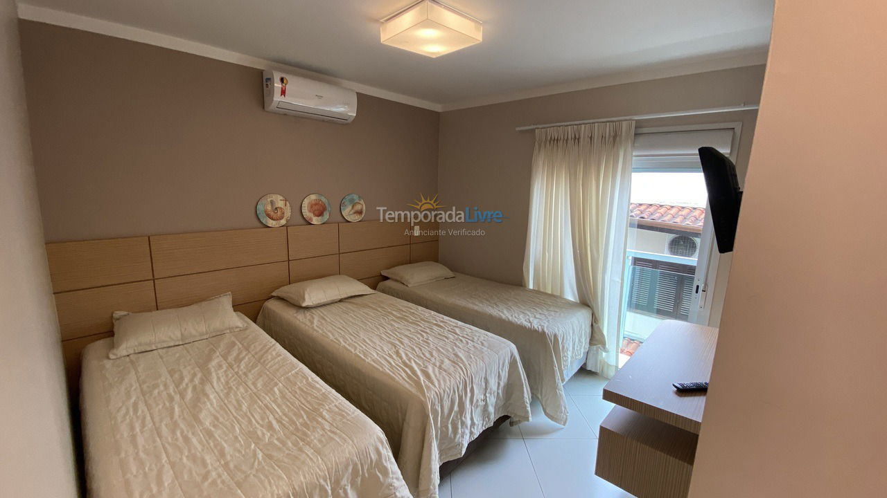 Casa para alquiler de vacaciones em Bertioga (Riviera de São Lourenço)