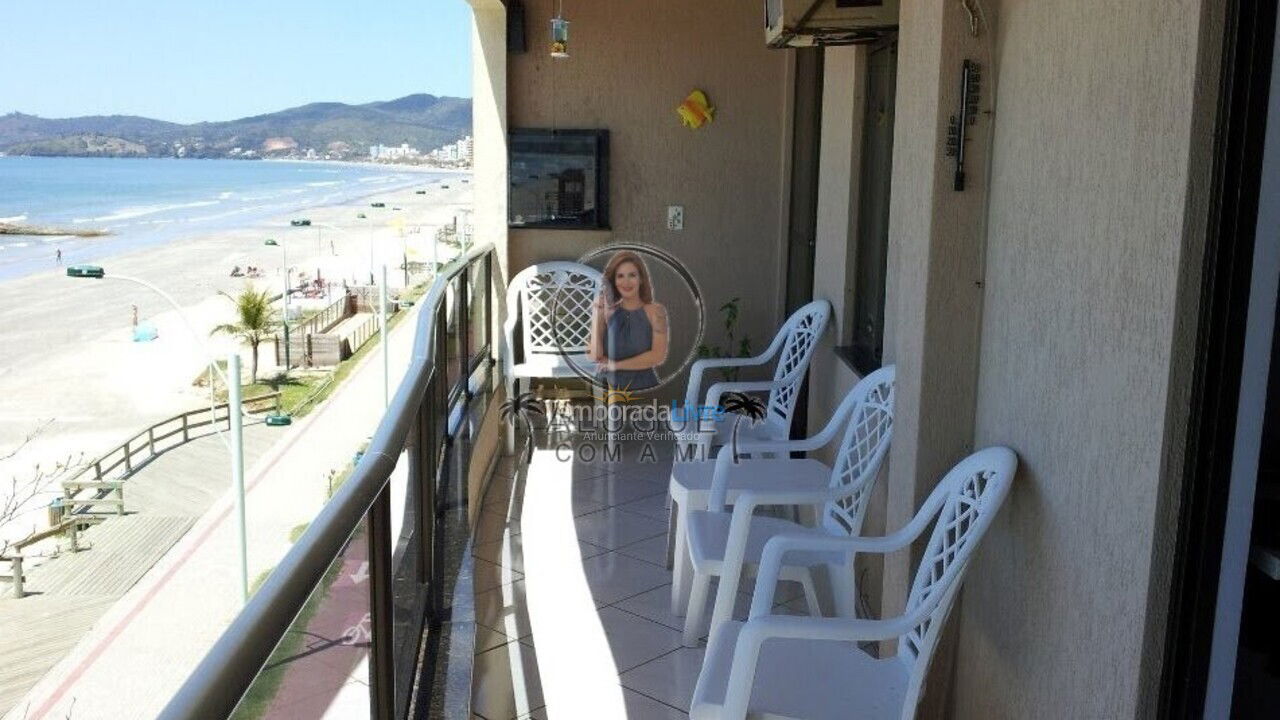 Apartment for vacation rental in Itapema (Meia Praia)