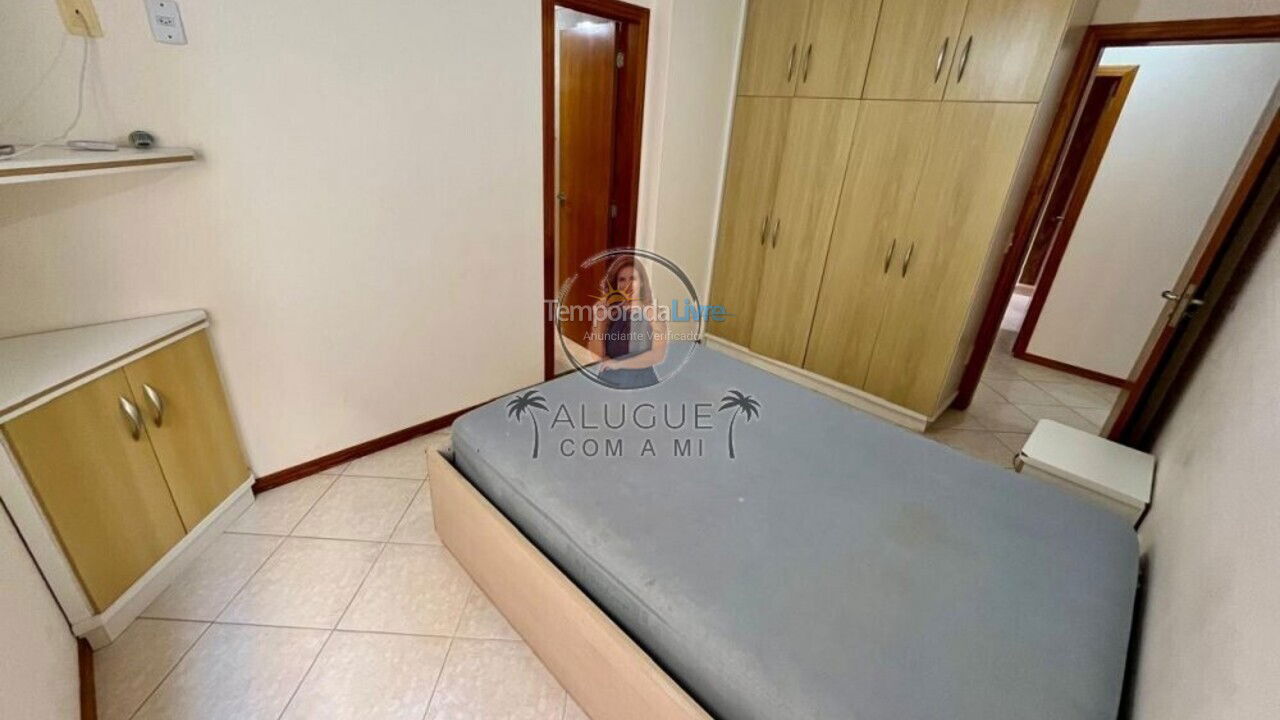 Apartamento para aluguel de temporada em Itapema (Meia Praia)