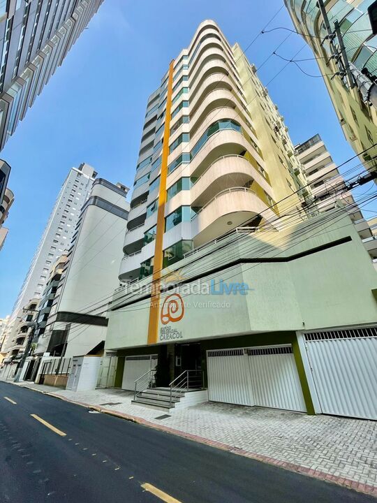 Apartamento para aluguel de temporada em Itapema (Meia Praia)