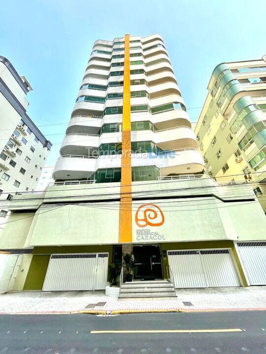 Apartamento para aluguel de temporada em Itapema (Meia Praia)