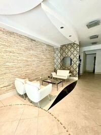 APARTAMENTO 03 DORMITÓRIOS EM MEIA PRAIA ITAPEMA SC