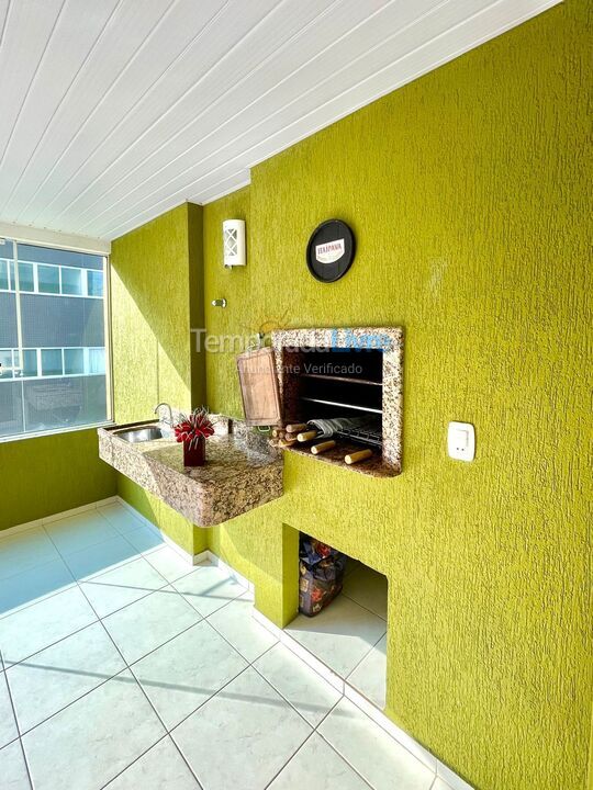 Apartamento para aluguel de temporada em Itapema (Meia Praia)