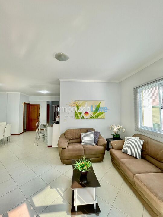 Apartamento para aluguel de temporada em Itapema (Meia Praia)