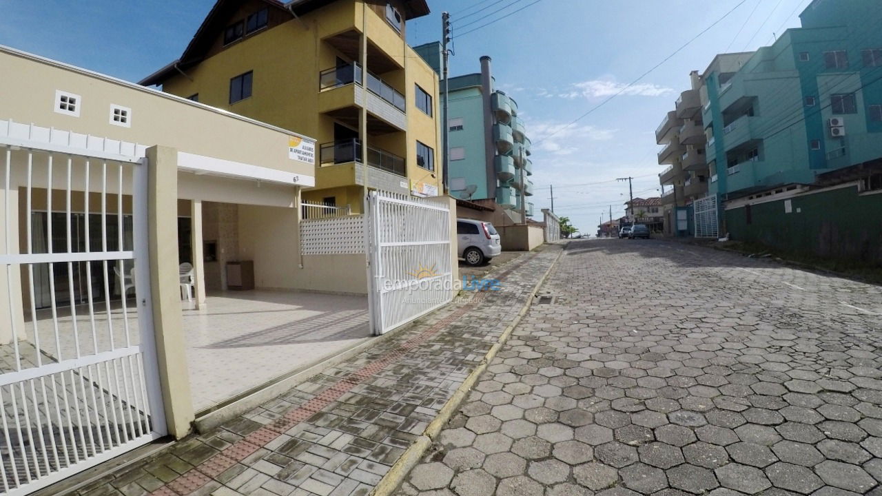 Casa para alquiler de vacaciones em Bombinhas (Praia de Bombas)