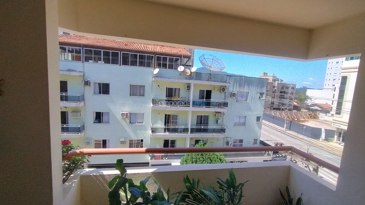 Apartment for vacation rental in Itapema (Meia Praia)