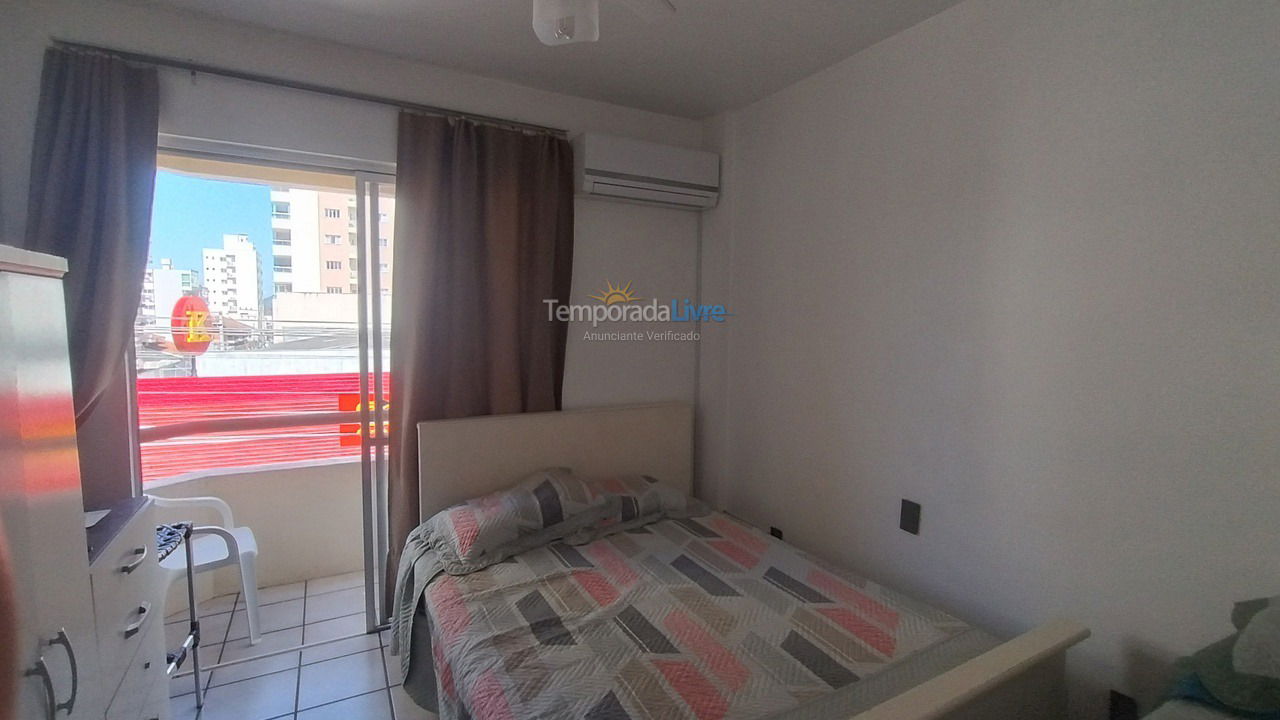 Apartamento para alquiler de vacaciones em Itapema (Meia Praia)