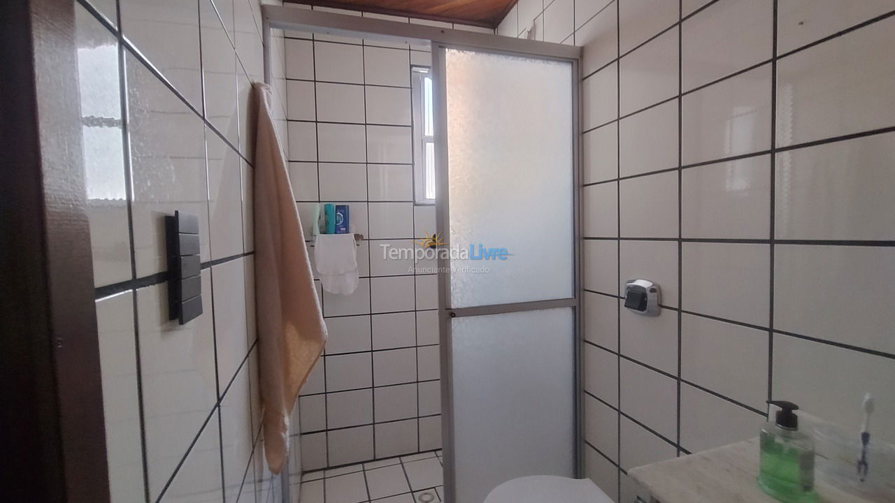 Apartamento para aluguel de temporada em Itapema (Meia Praia)